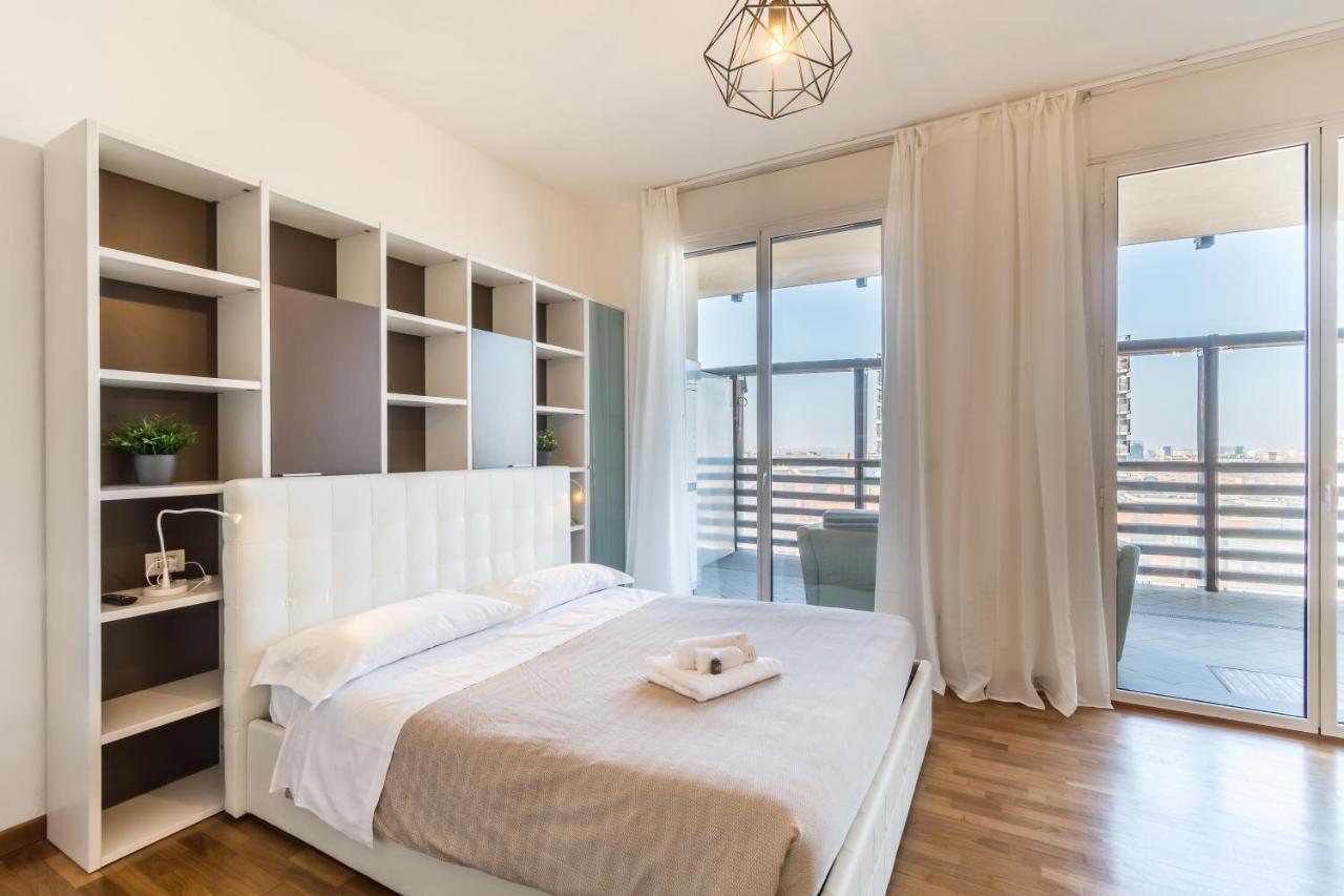 4 Star Family & Friends Apt - Self Check-In Bologna Exteriör bild