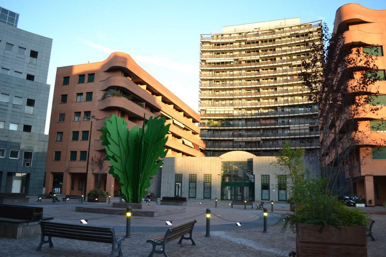 4 Star Family & Friends Apt - Self Check-In Bologna Exteriör bild
